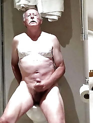 Top-notch grandmas with perfect hooters