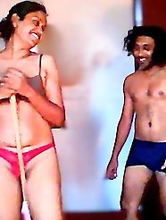 Older sluts are jerking off without any shame or conscience