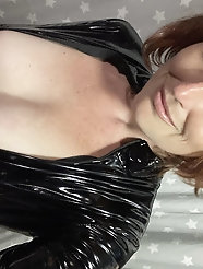 Mommyandamp;amp;#039;s Re-purposed Used Dildos.  Hugh-Titted Garden Walk